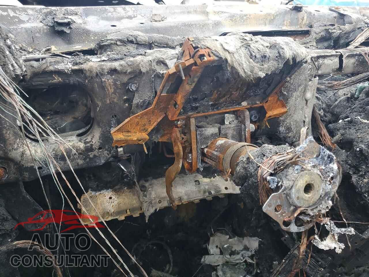 AUDI A6 2013 - WAUGFAFCXDN064363
