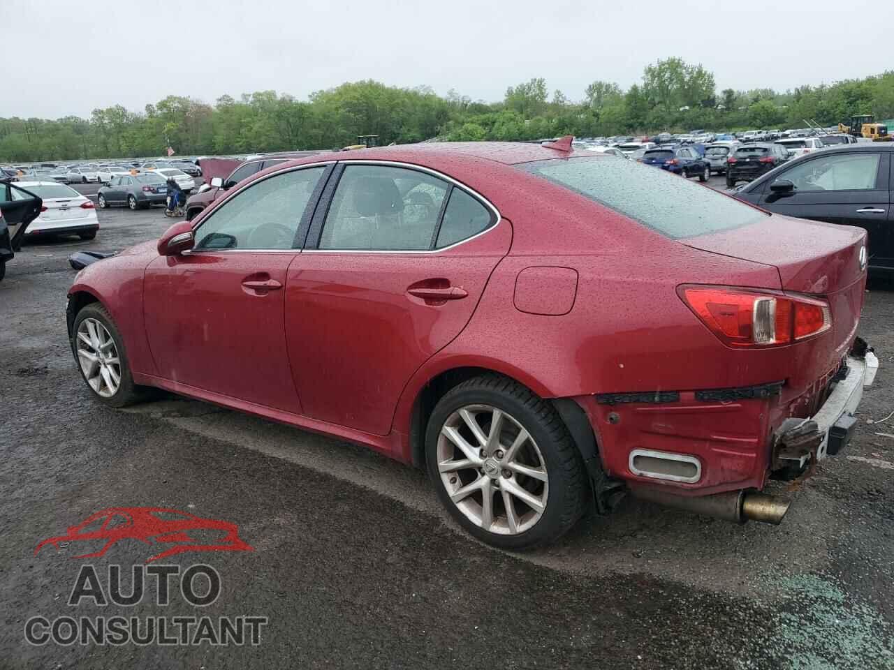 LEXUS IS 2011 - JTHCF5C28B5050381