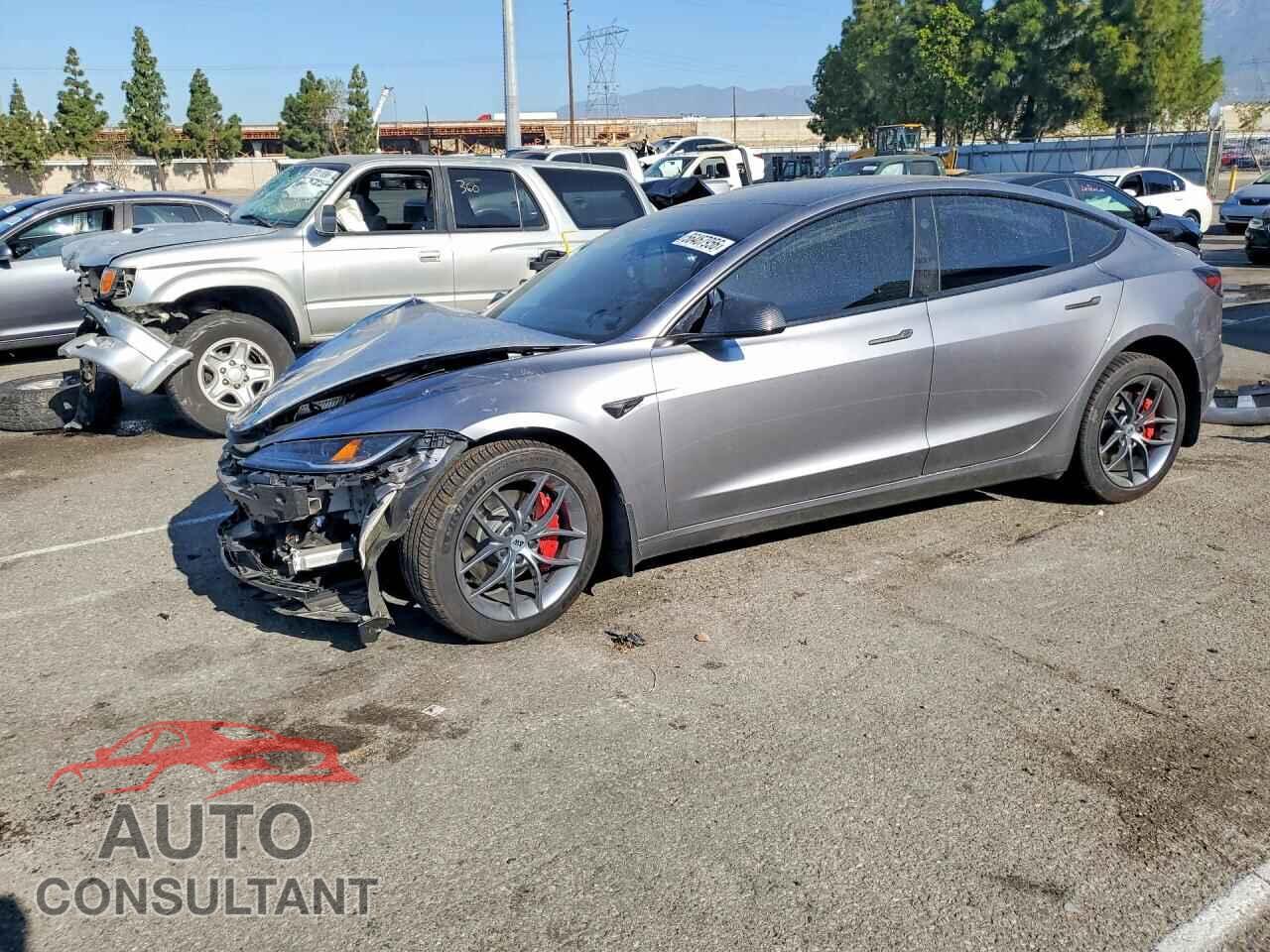 TESLA MODEL 3 2025 - 5YJ3E1EB3SF927285