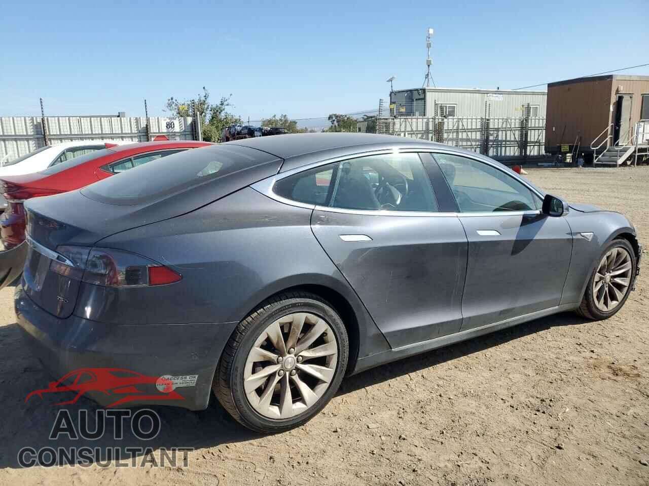 TESLA MODEL S 2016 - 5YJSA1E2XGF156628