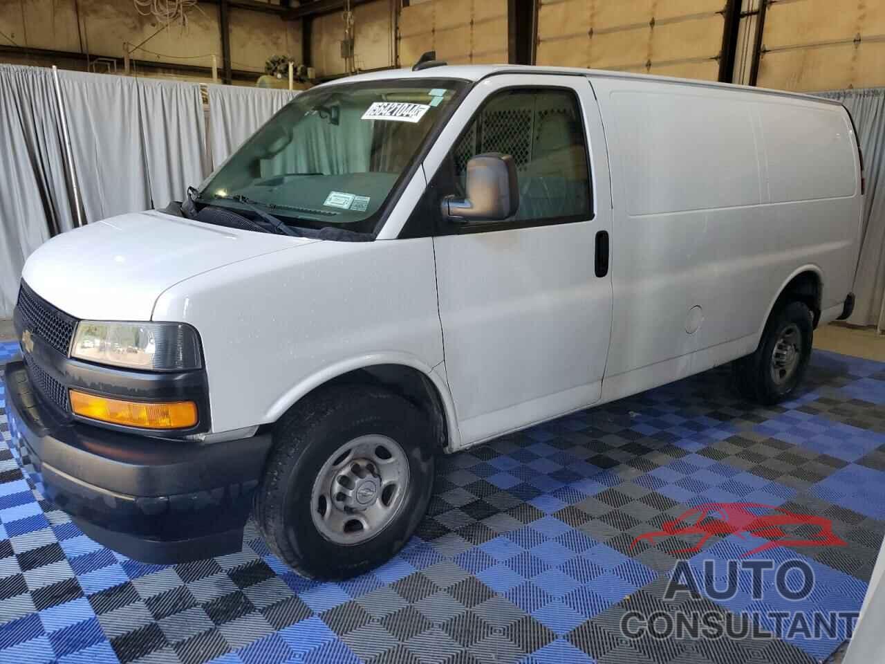 CHEVROLET EXPRESS 2018 - 1GCWGAFP7J1223180