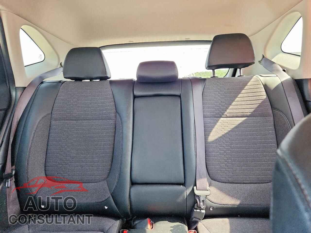 KIA SELTOS 2021 - KNDEUCAA7M7068313