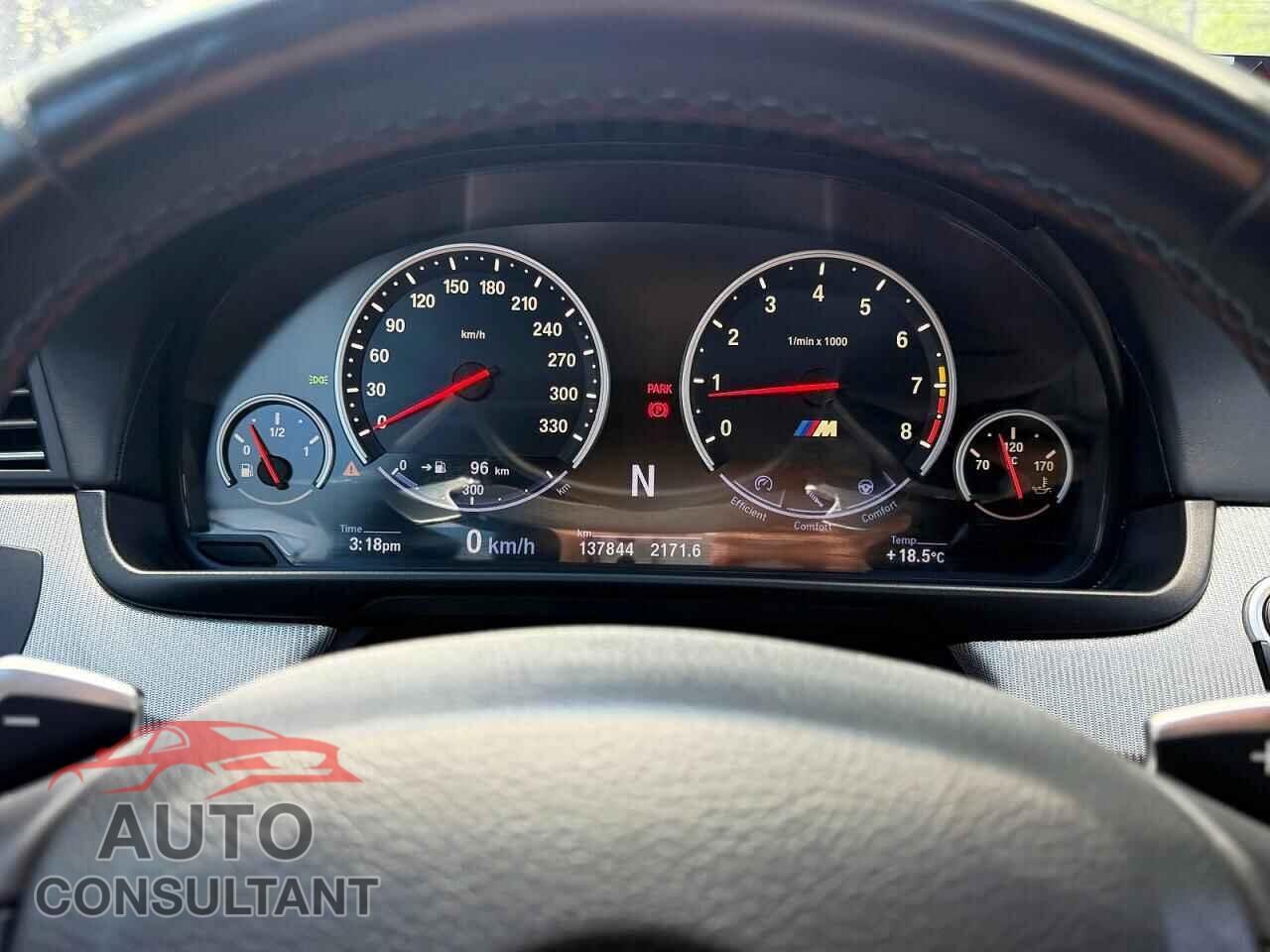 BMW M5 2012 - WBSFV9C57CC772384