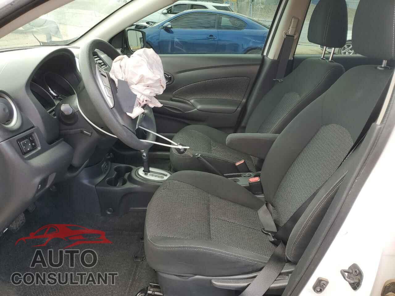 NISSAN VERSA 2017 - 3N1CN7AP4HL851979