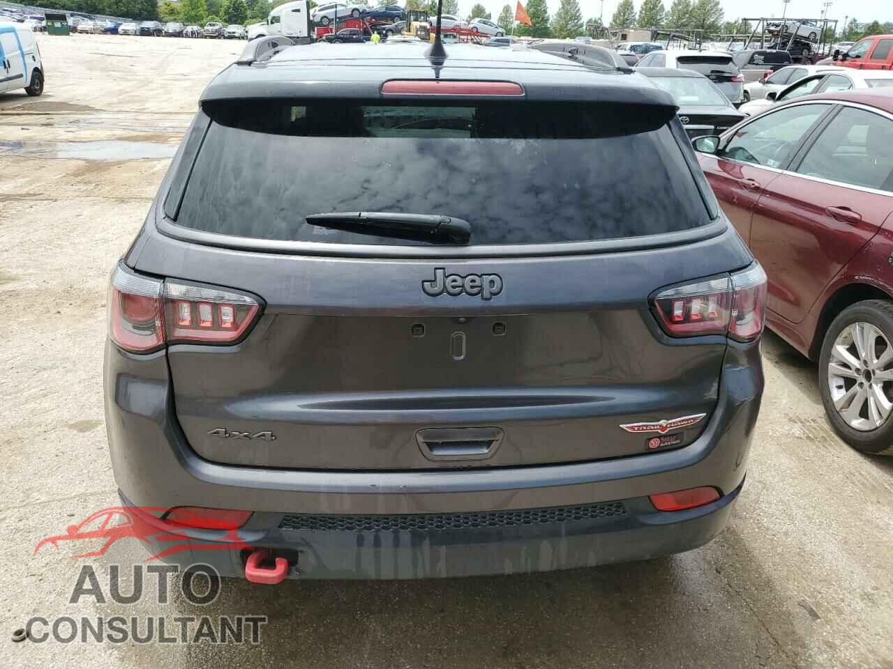 JEEP COMPASS 2019 - 3C4NJDDB2KT618254
