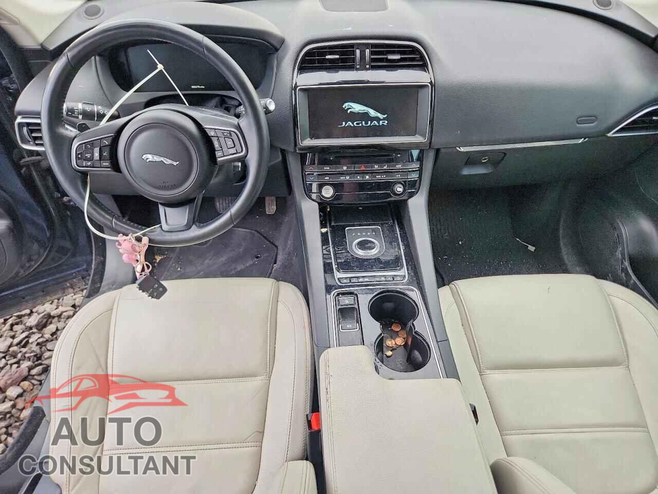 JAGUAR F-PACE 2017 - SADCK2BV9HA071767
