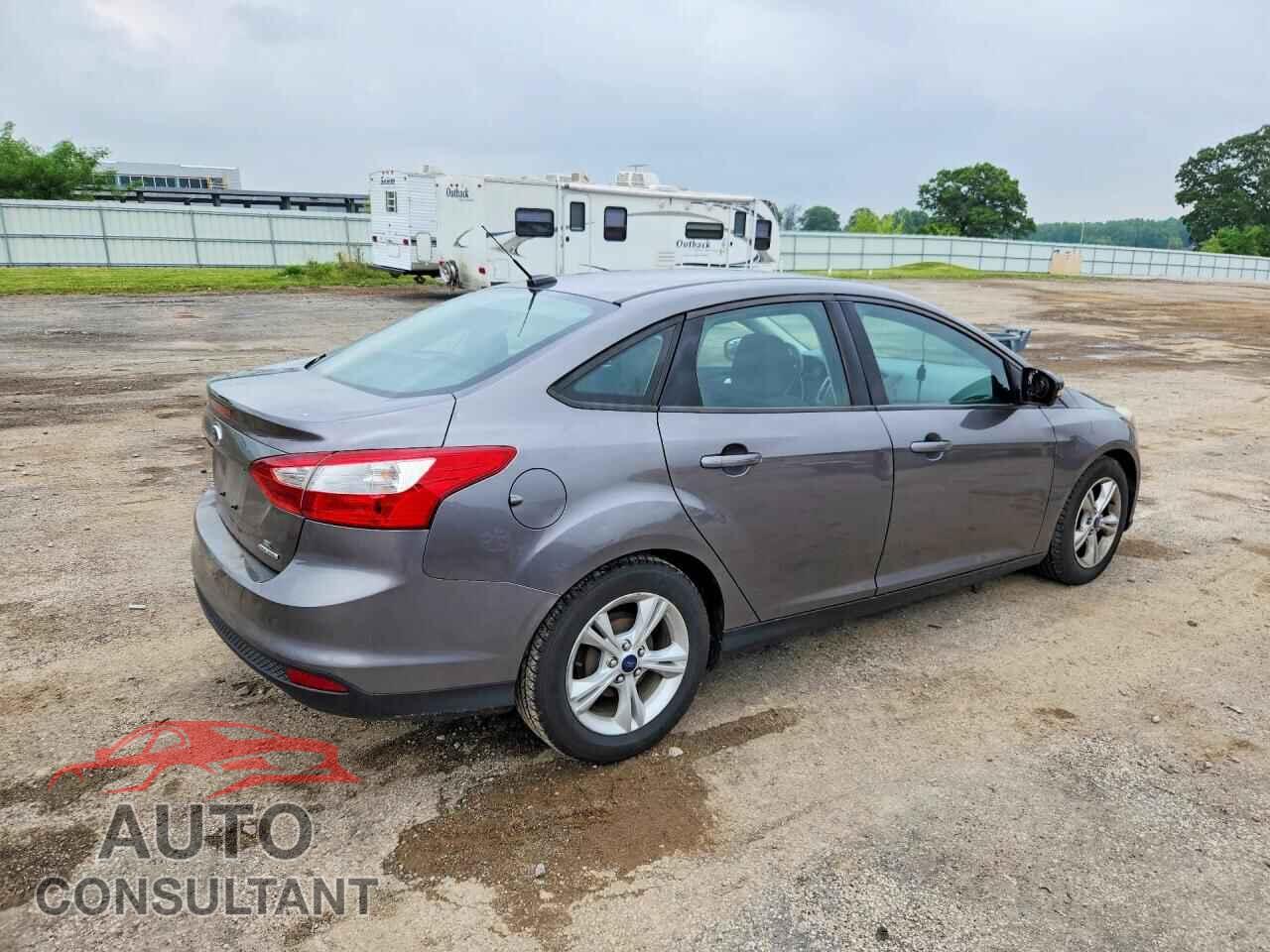 FORD FOCUS 2014 - 1FADP3F22EL393454