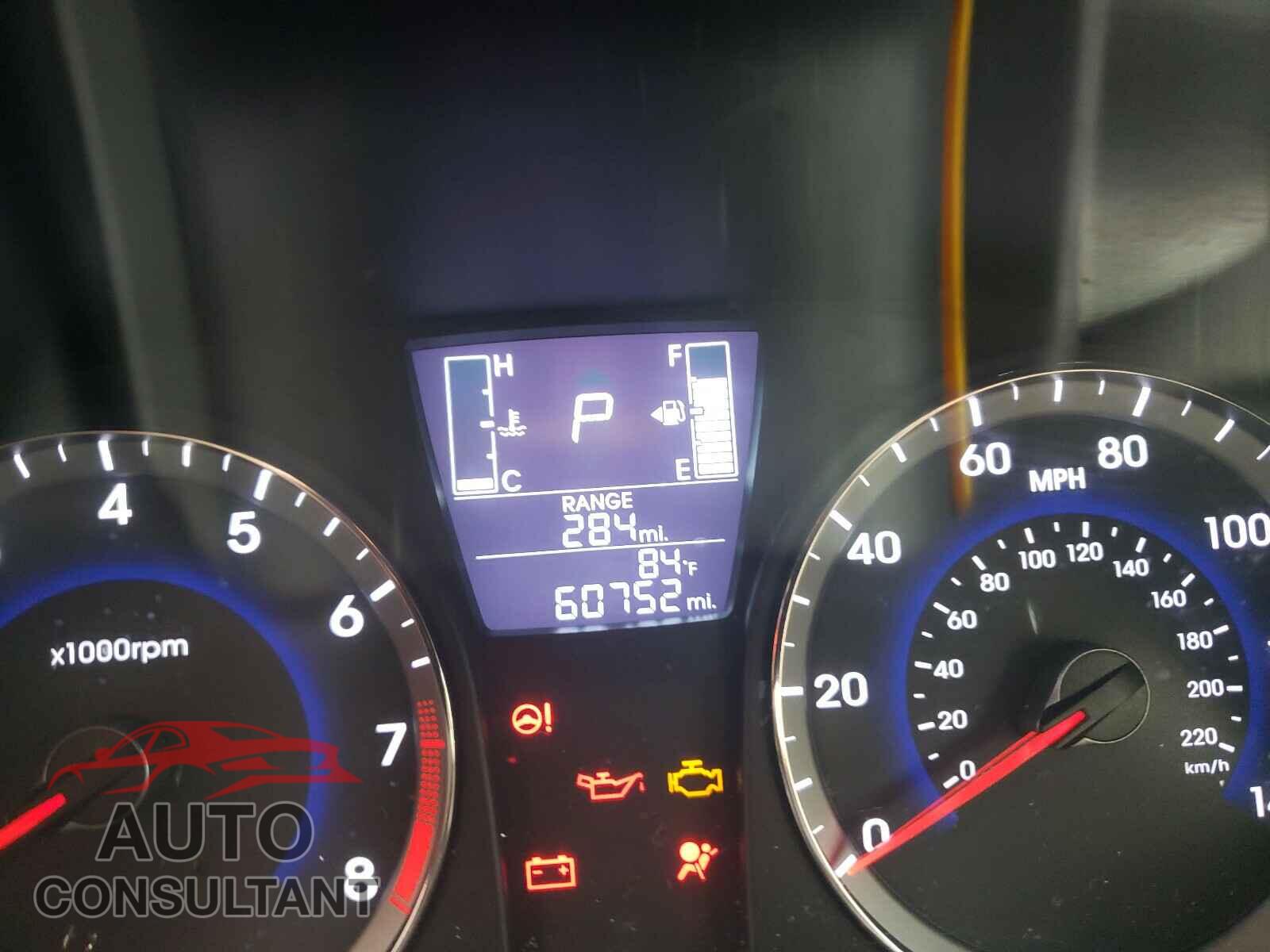 HYUNDAI ACCENT 2016 - KMHCT4AE5GU095689