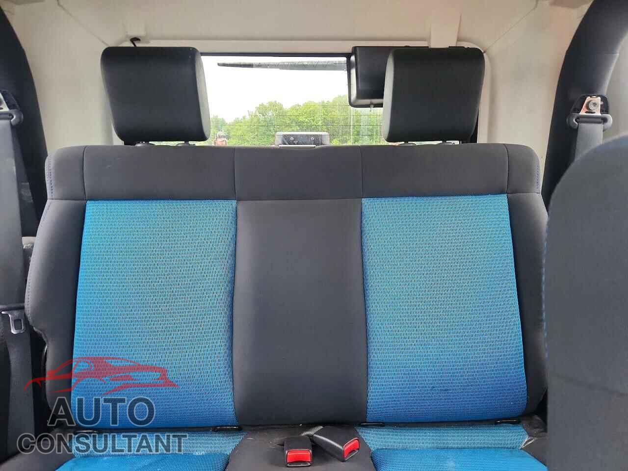 JEEP WRANGLER 2010 - 1J4AA2D18AL157527
