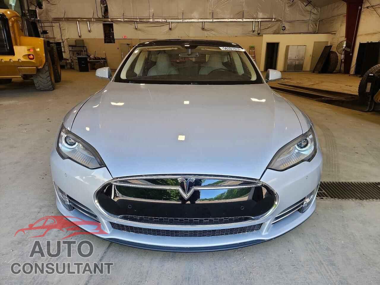 TESLA MODEL S 2014 - 5YJSA1H12EFP43583