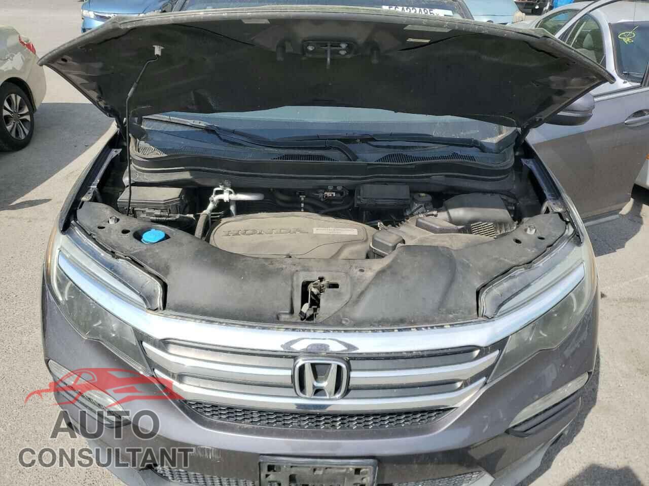 HONDA PILOT 2016 - 5FNYF6H79GB062918