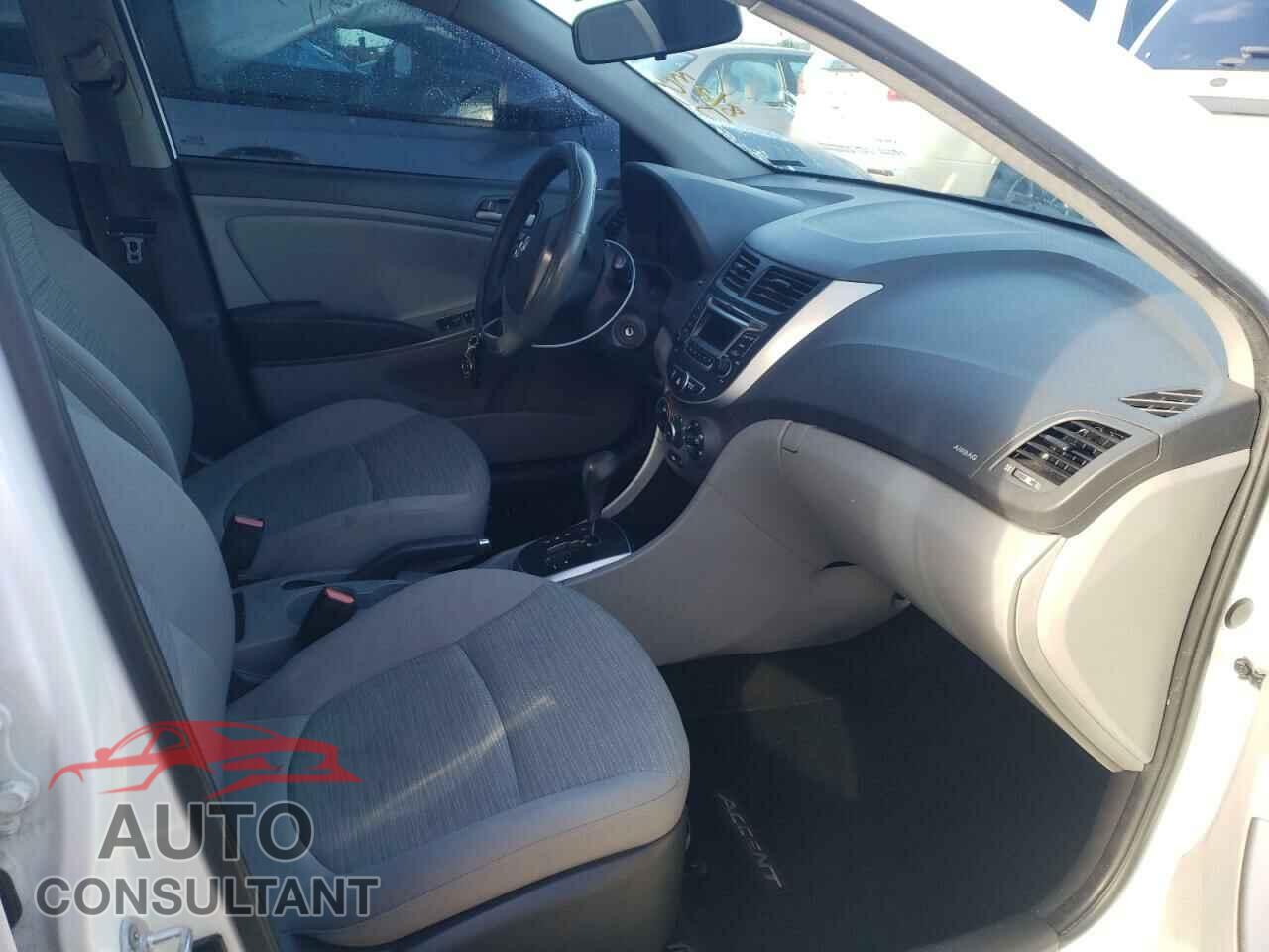 HYUNDAI ACCENT 2016 - KMHCT4AE9GU156901