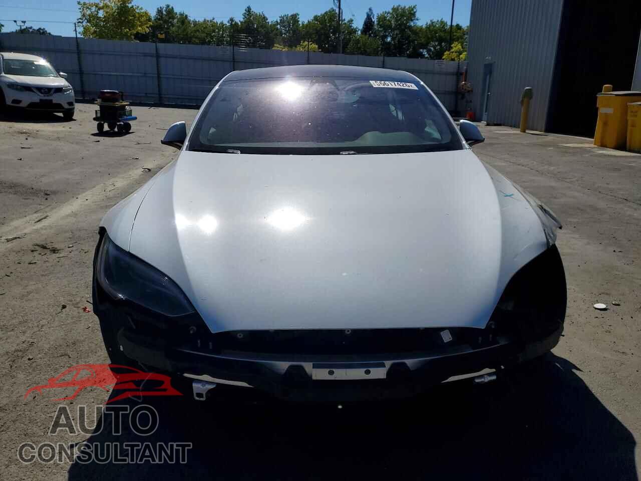TESLA MODEL S 2022 - 5YJSA1E56NF474480
