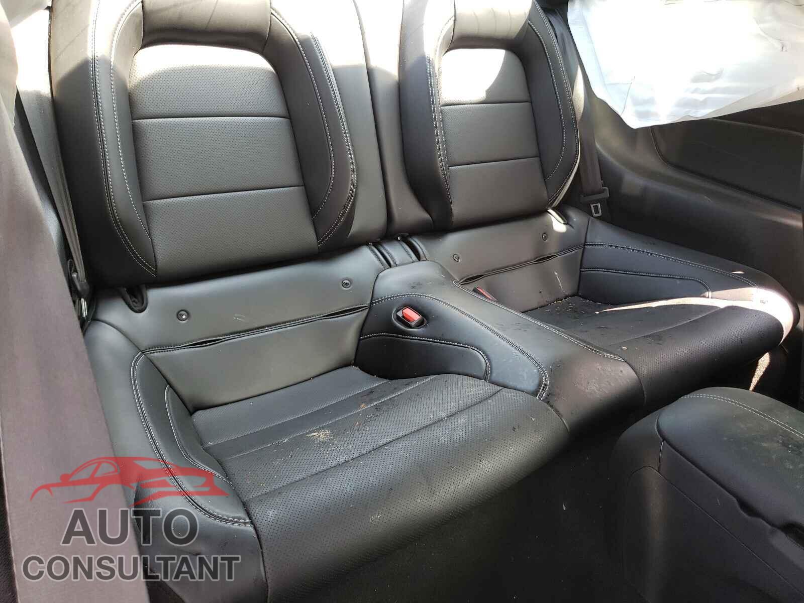 FORD MUSTANG 2021 - 1FA6P8CF6M5119819