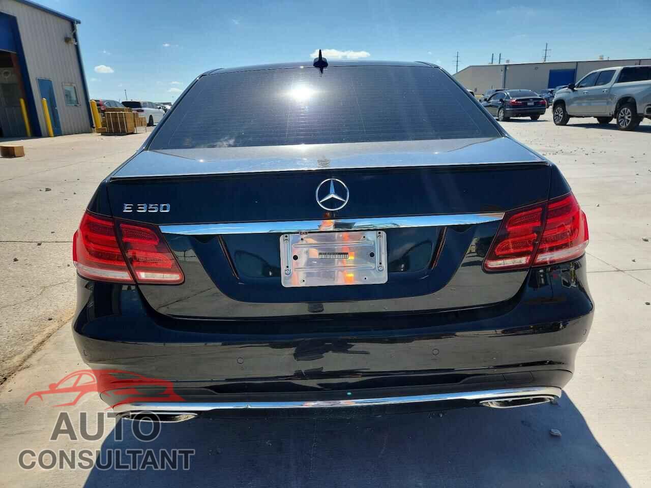 MERCEDES-BENZ E-CLASS 2015 - WDDHF5KBXFB098809