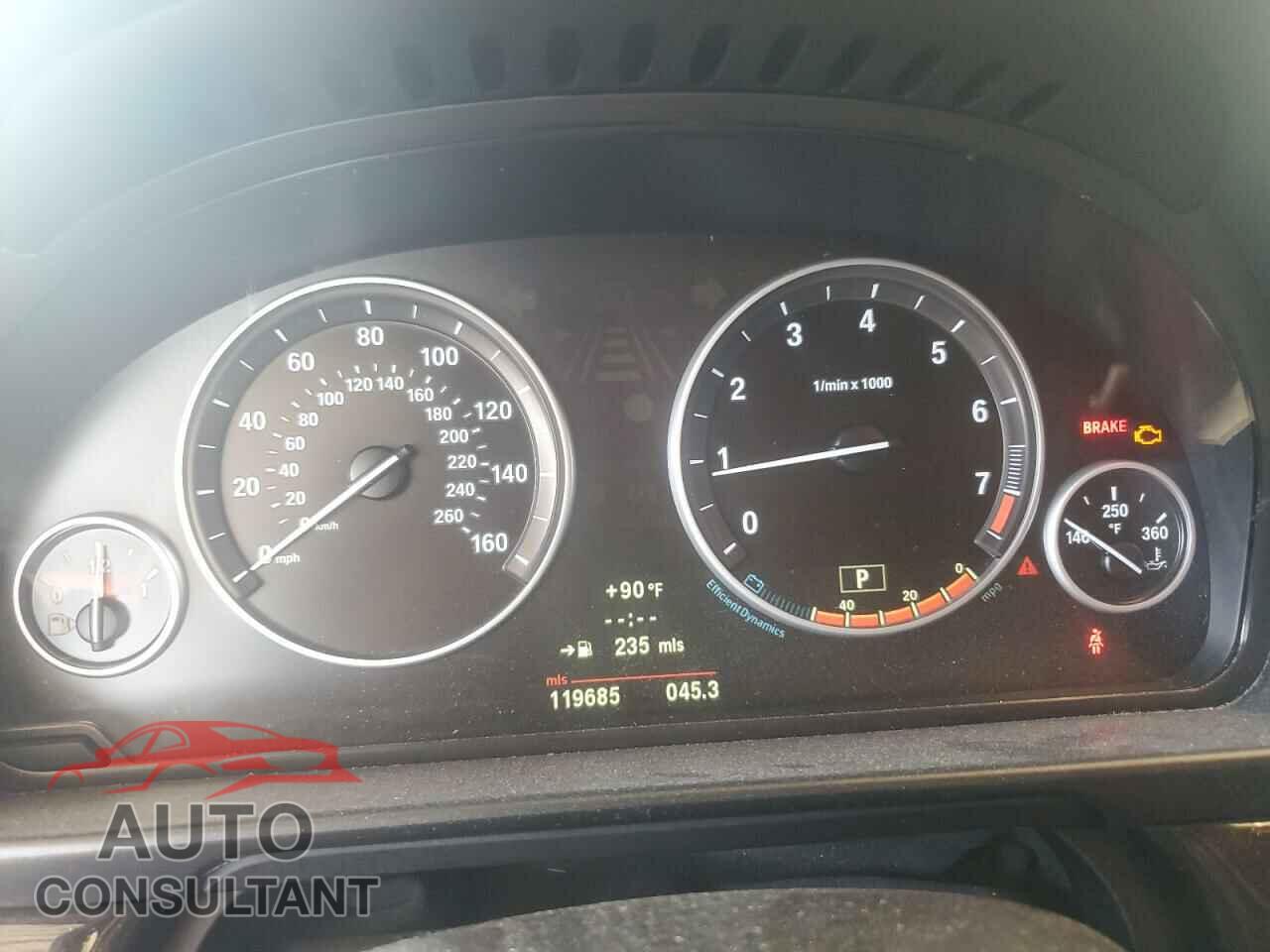 BMW 5 SERIES 2013 - WBAXG5C56DD233679