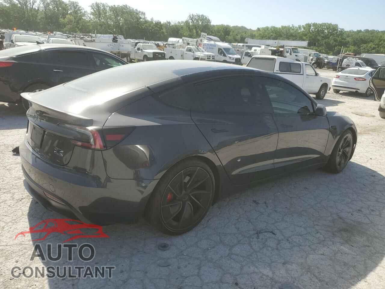 TESLA MODEL 3 2024 - 5YJ3E1ET2RF869527