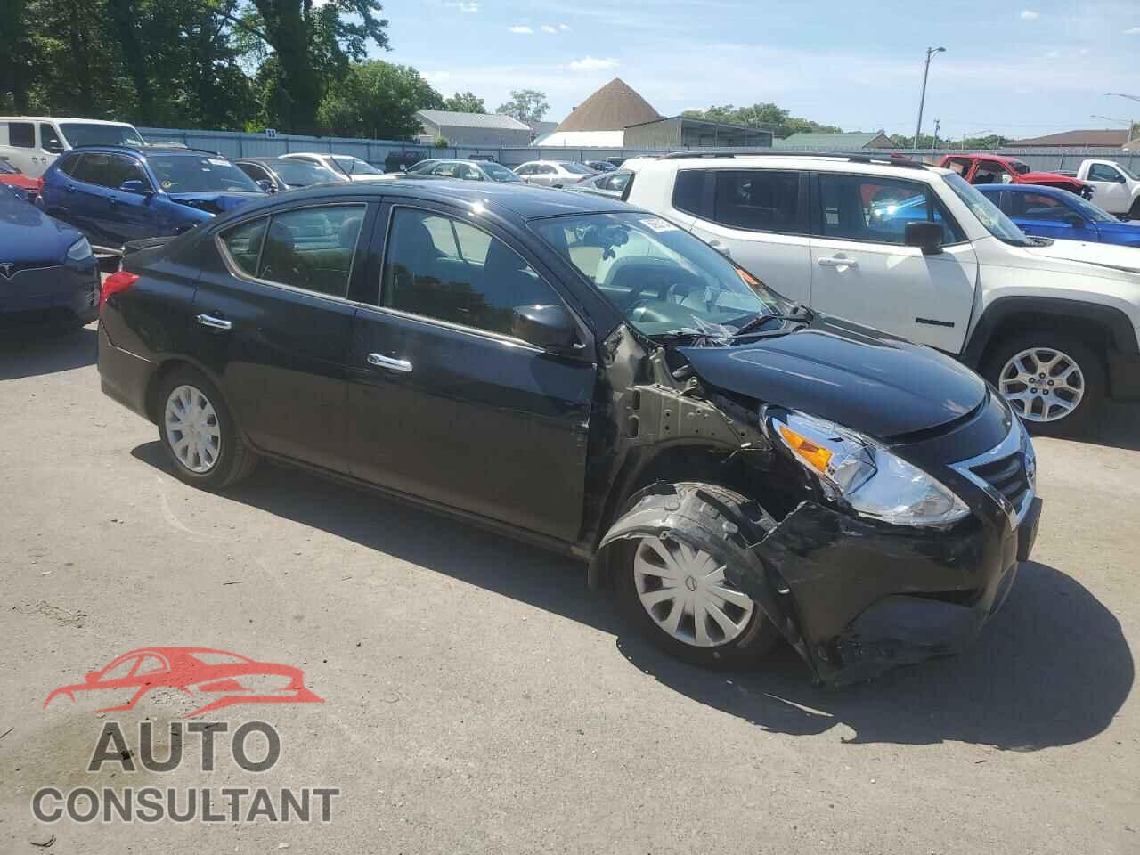 NISSAN VERSA 2017 - 3N1CN7AP4HL802331