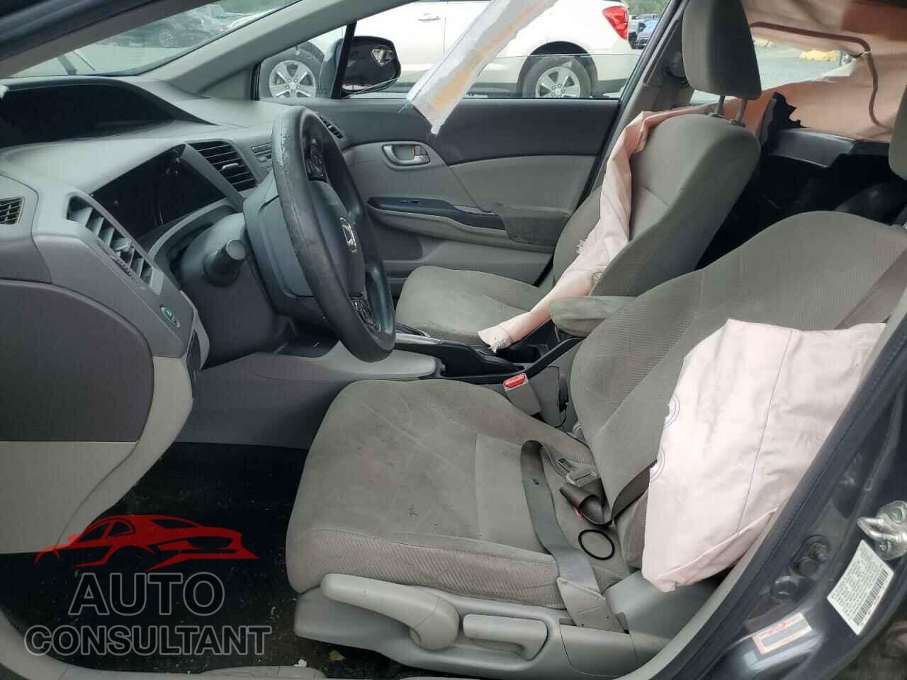 HONDA CIVIC 2012 - 2HGFB2F50CH570357