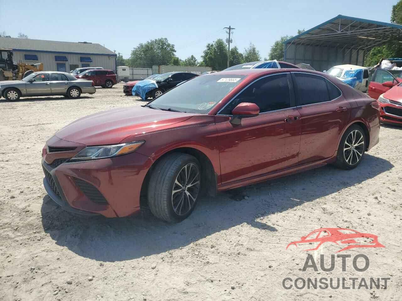 TOYOTA CAMRY 2018 - 4T1B11HK2JU506520