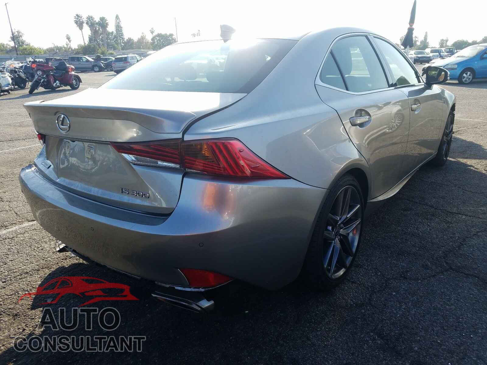 LEXUS IS 2018 - JTHBA1D29J5080862