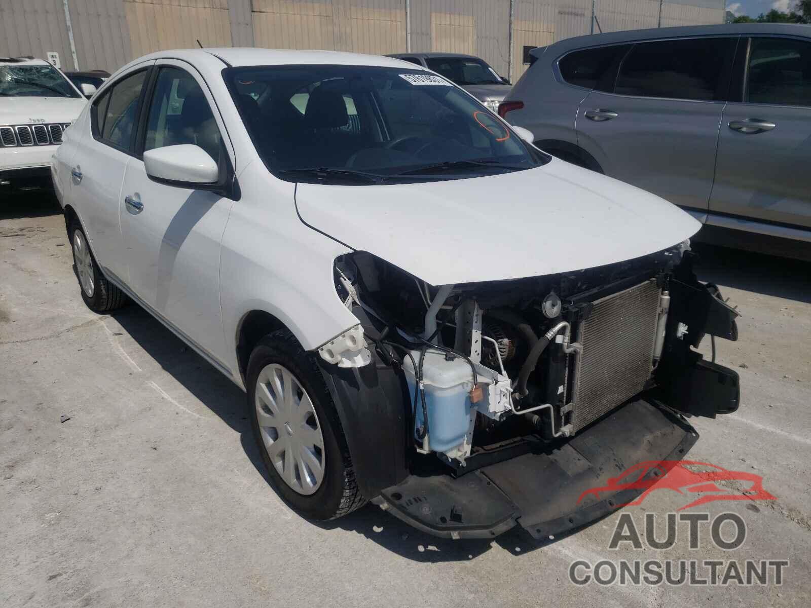 NISSAN VERSA 2017 - 3N1CN7AP1HL872952