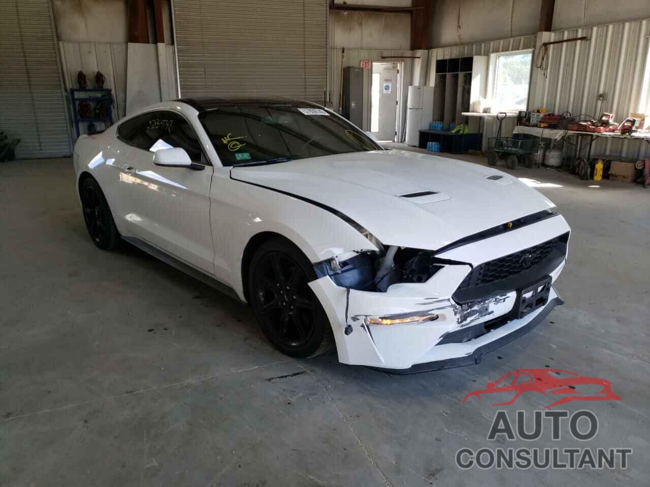 FORD MUSTANG 2018 - 1FA6P8TH0J5138203