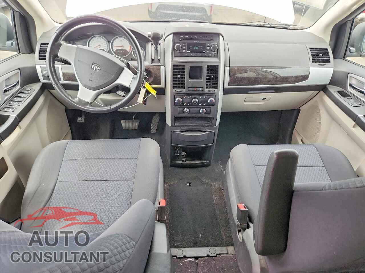 DODGE CARAVAN 2010 - 2D4RN5D13AR124881