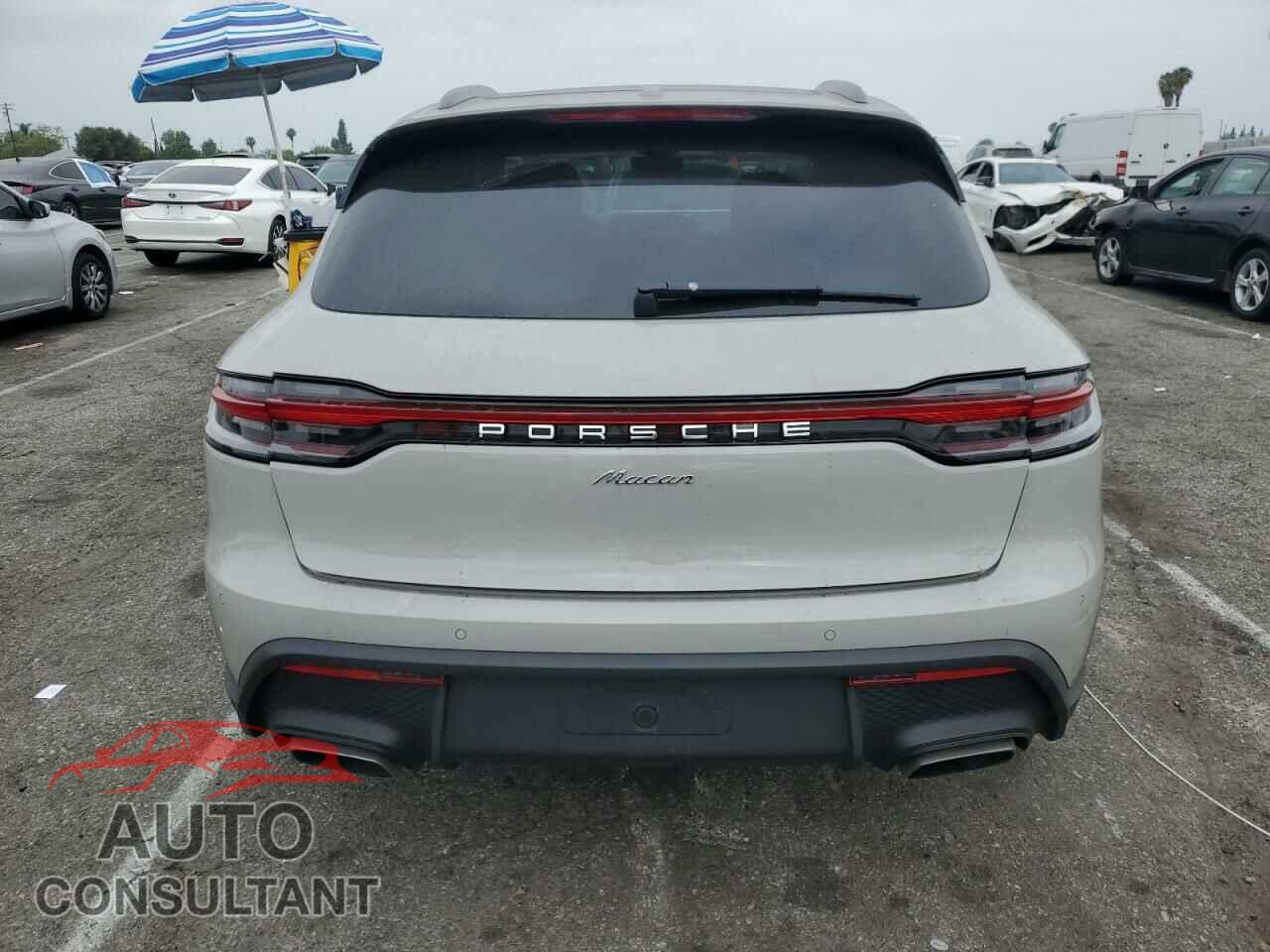 PORSCHE MACAN BASE 2024 - WP1AA2A59RLB18288