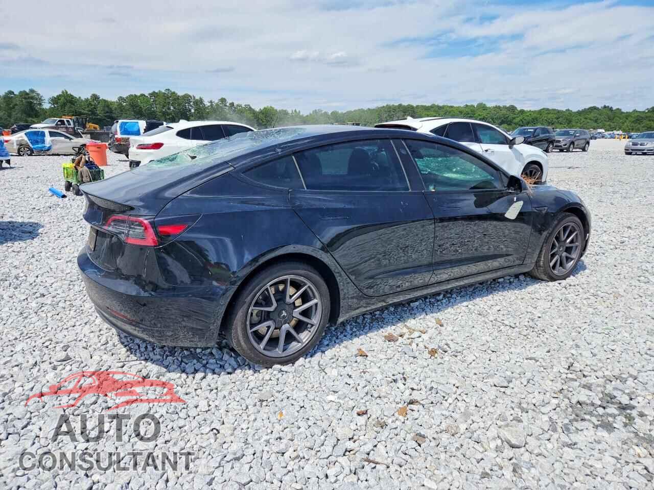 TESLA MODEL 3 2021 - 5YJ3E1EA2MF017704