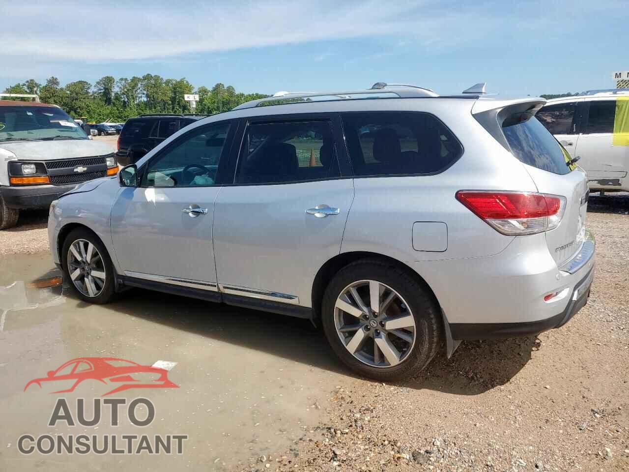 NISSAN PATHFINDER 2014 - 5N1AR2MM5EC654996