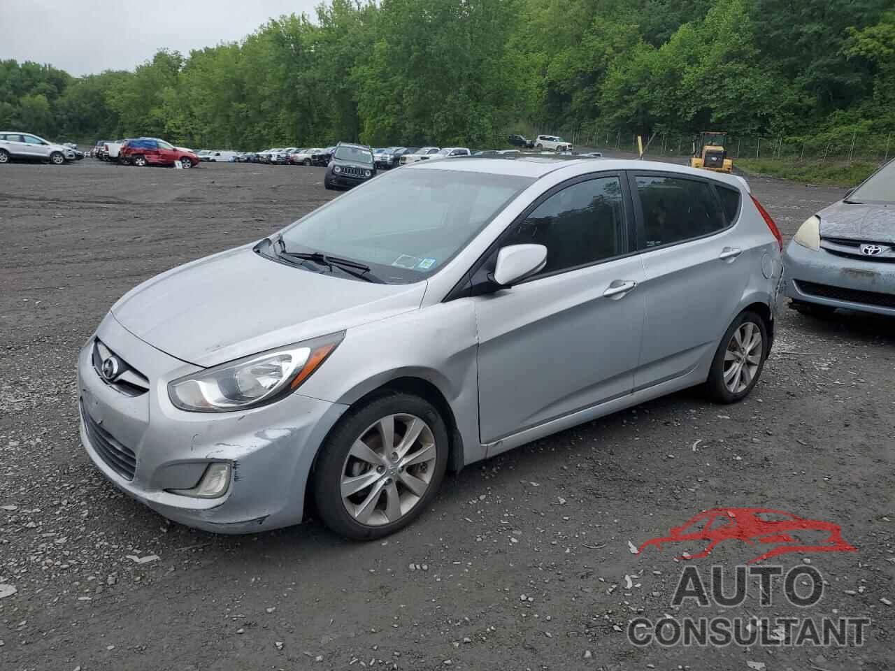 HYUNDAI ACCENT 2013 - KMHCU5AE3DU102900