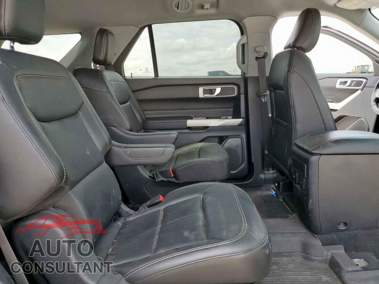 FORD EXPLORER 2023 - 1FMSK7DH3PGC39132