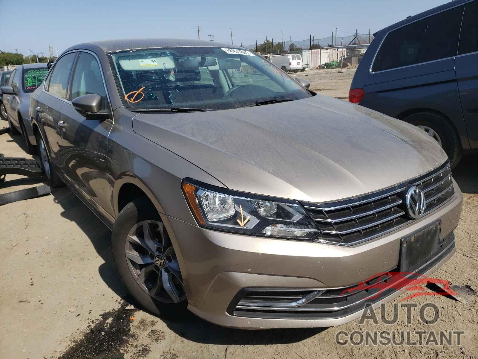 VOLKSWAGEN PASSAT 2016 - 1VWAT7A33GC009844