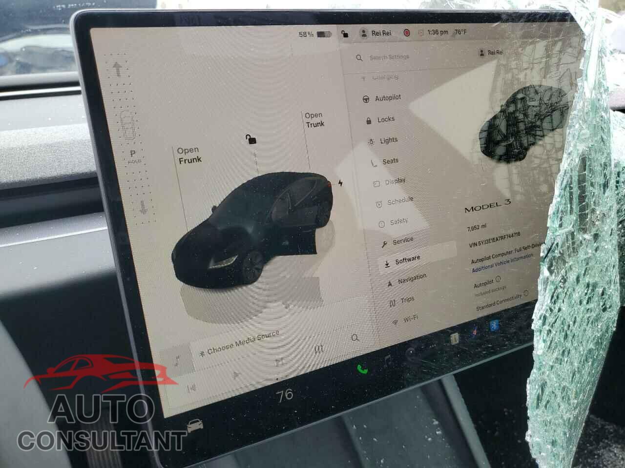 TESLA MODEL 3 2024 - 5YJ3E1EA7RF744716