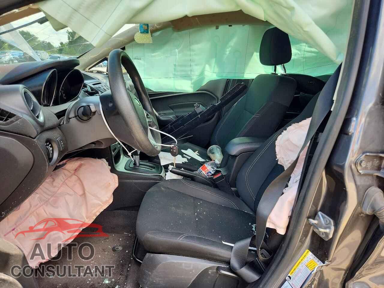FORD FIESTA 2017 - 3FADP4EJ8HM153035
