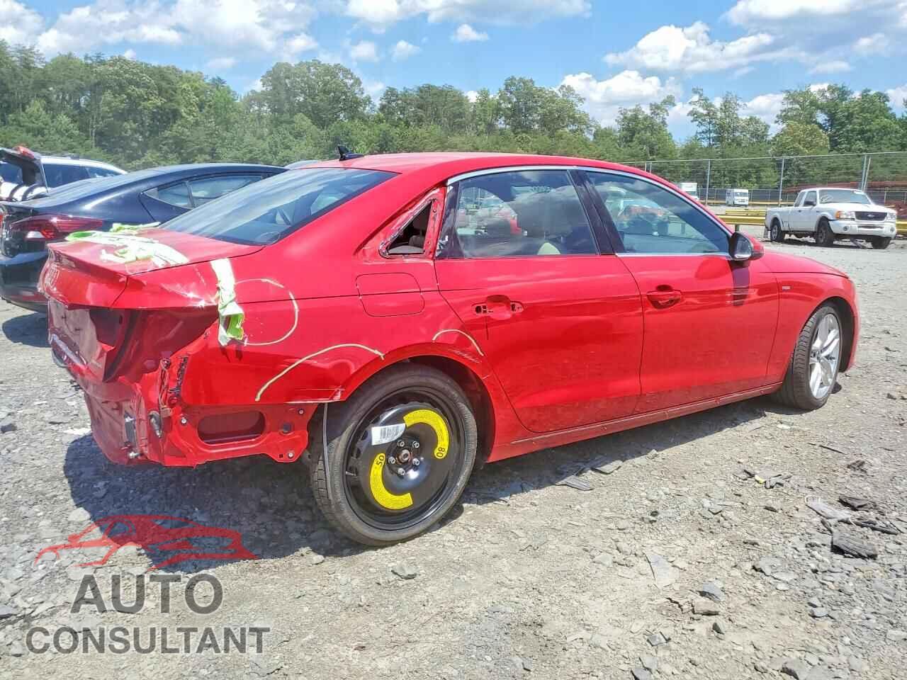 AUDI A4 2022 - WAUDAAF44NN007068