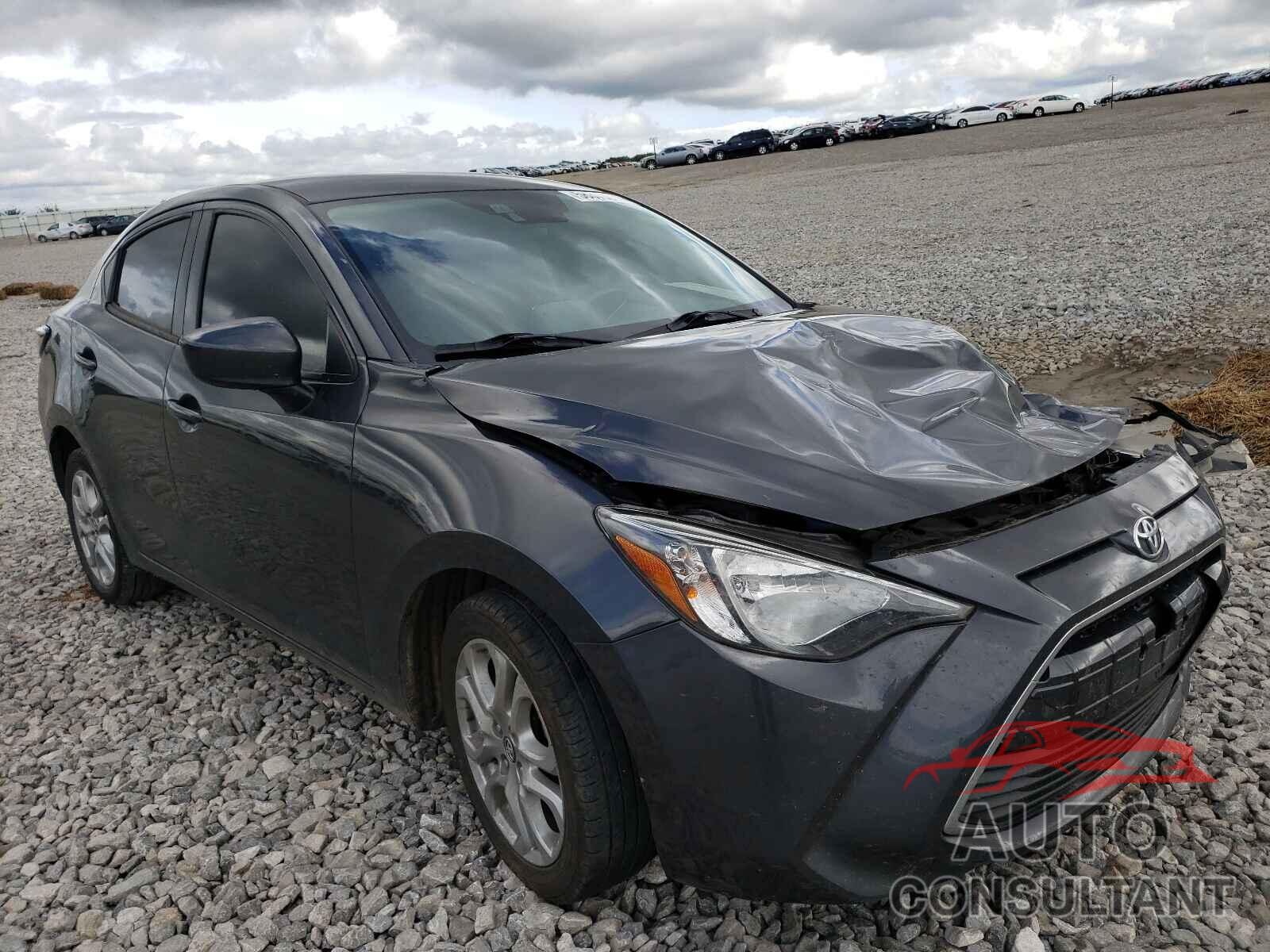 TOYOTA YARIS 2017 - 3MYDLBYV8HY182568