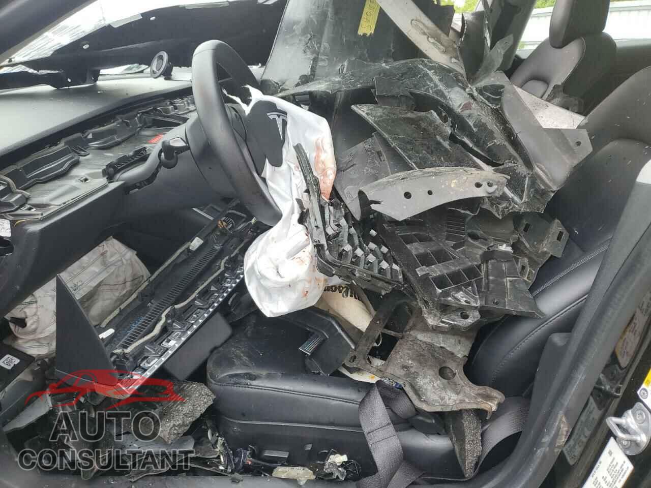 TESLA MODEL 3 2020 - 5YJ3E1EB6LF741385