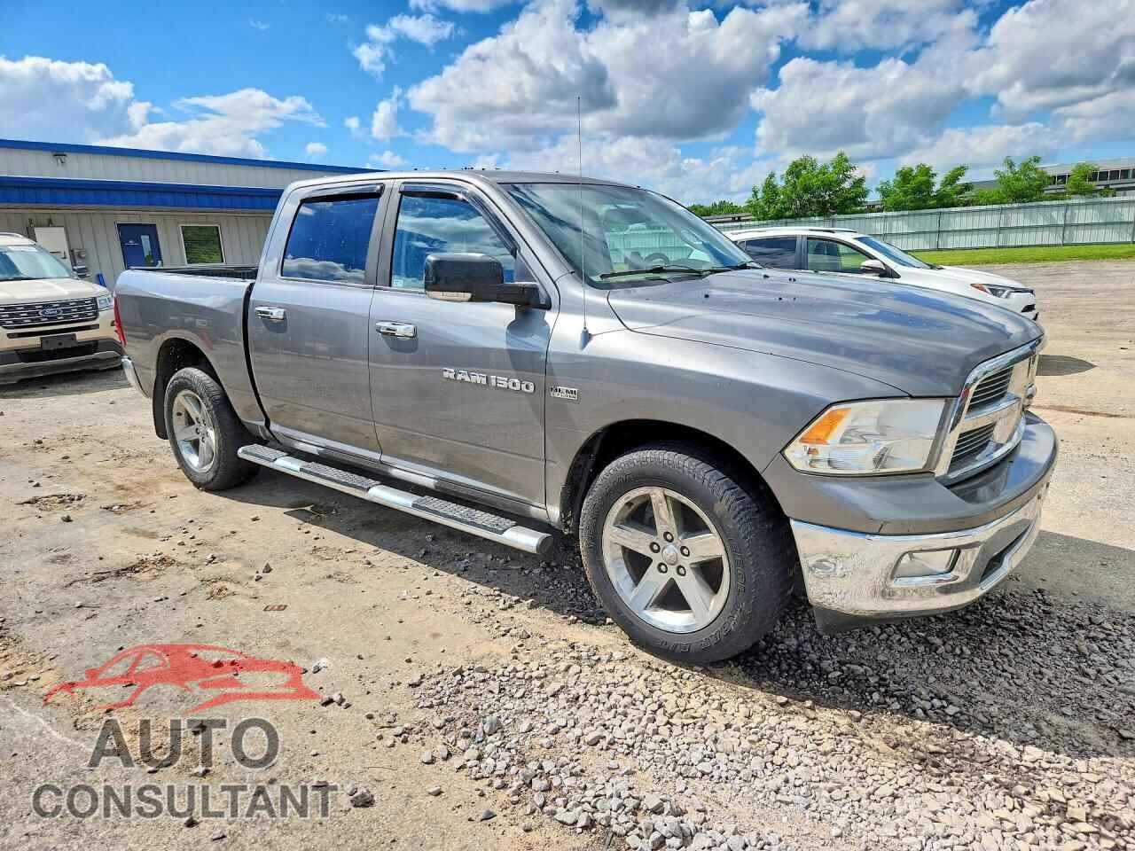 DODGE RAM 1500 2012 - 1C6RD7LT5CS203976