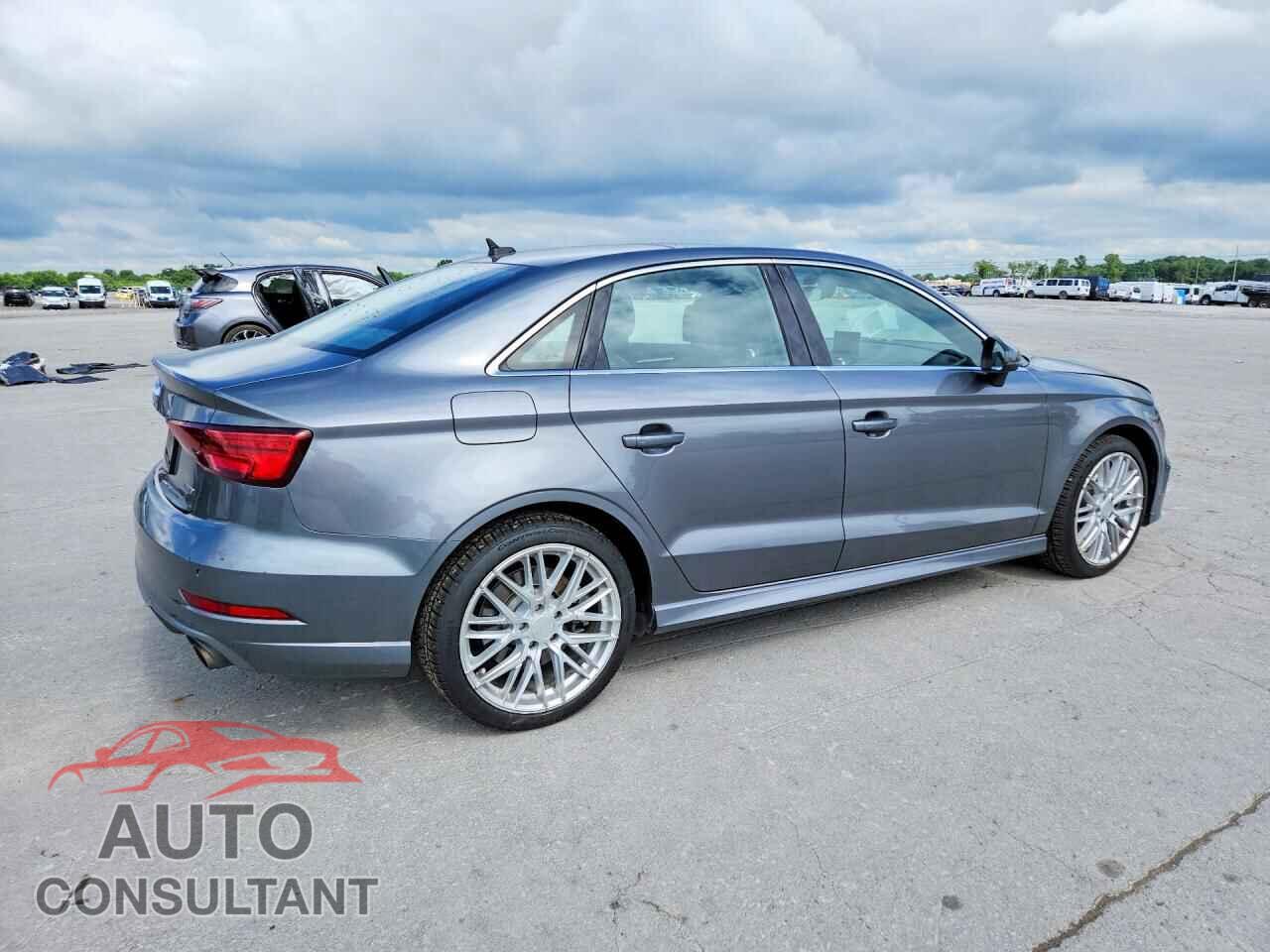 AUDI A3 2019 - WAUJEGFF0KA089475