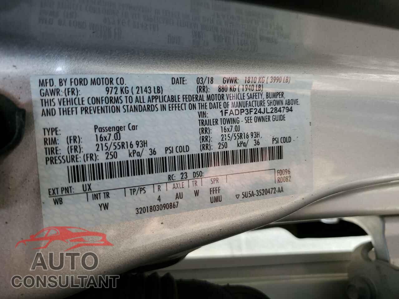 FORD FOCUS 2018 - 1FADP3F24JL284794