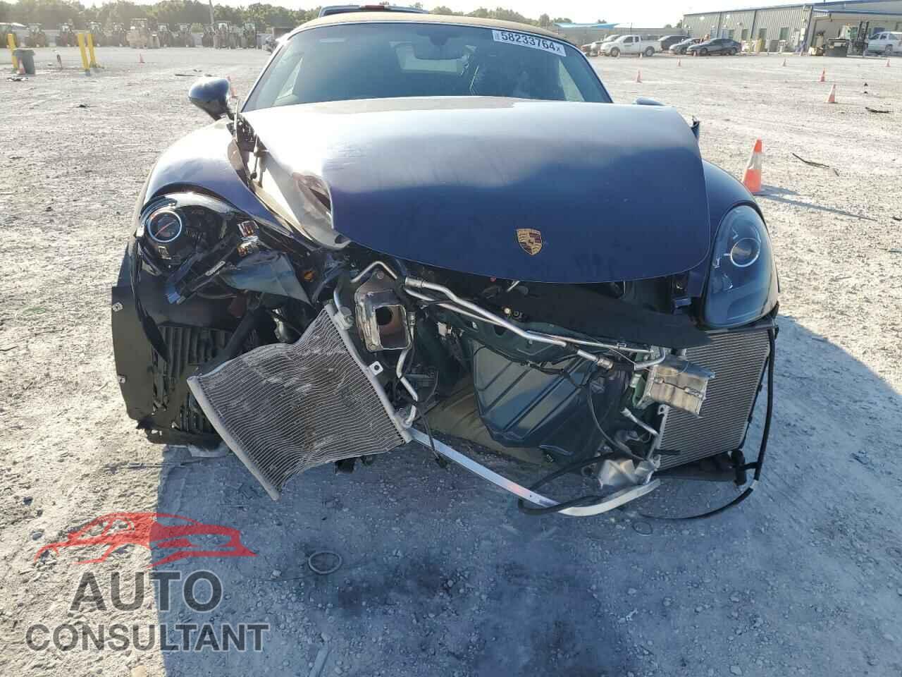 PORSCHE BOXSTER 2024 - WP0CA2A84RK205249