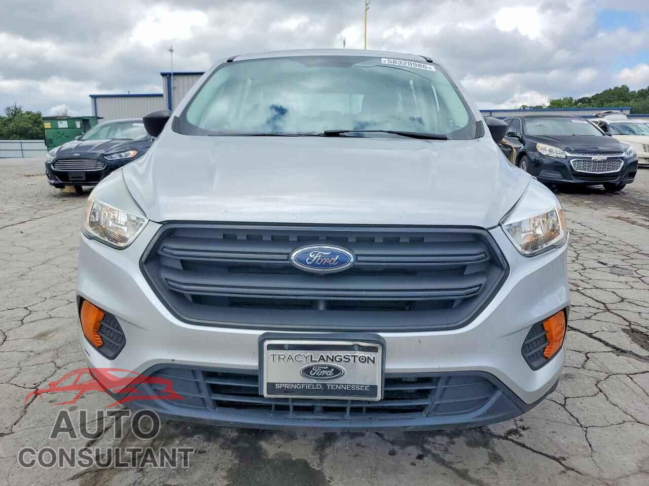 FORD ESCAPE 2017 - 1FMCU0F74HUB37819