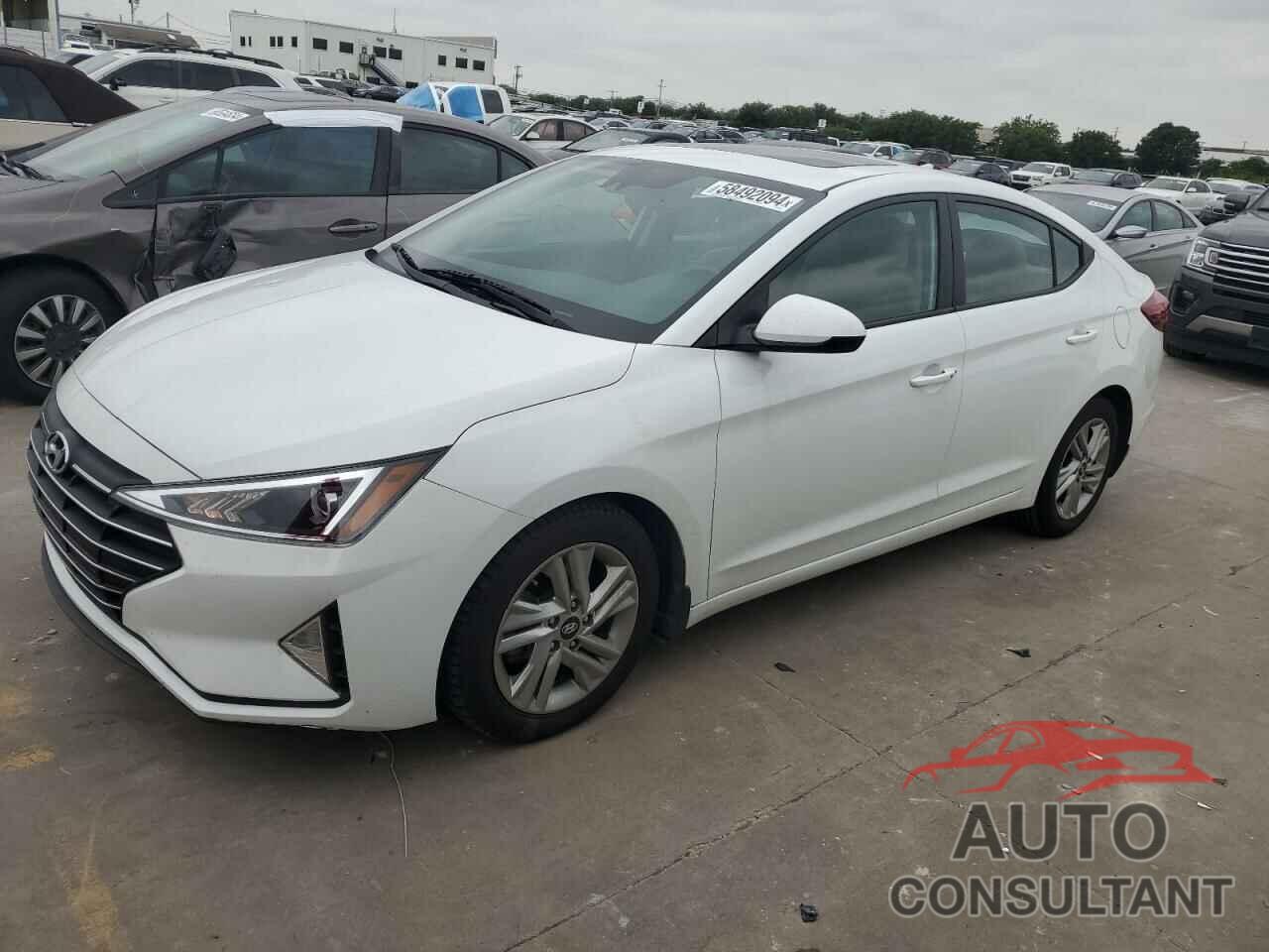 HYUNDAI ELANTRA 2020 - 5NPD84LF0LH606083