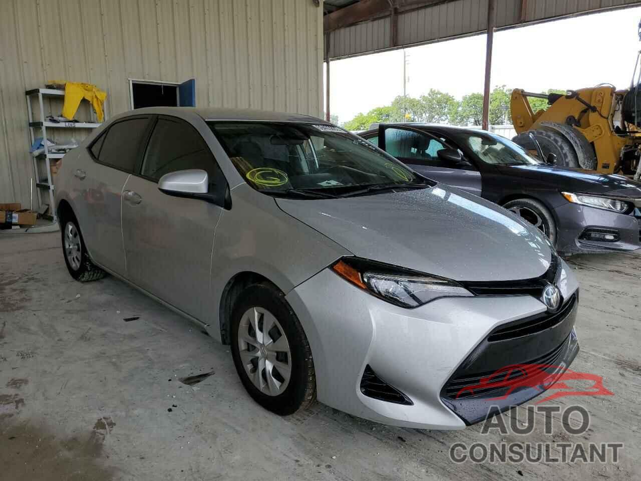 TOYOTA COROLLA 2018 - 5YFBURHE4JP842901