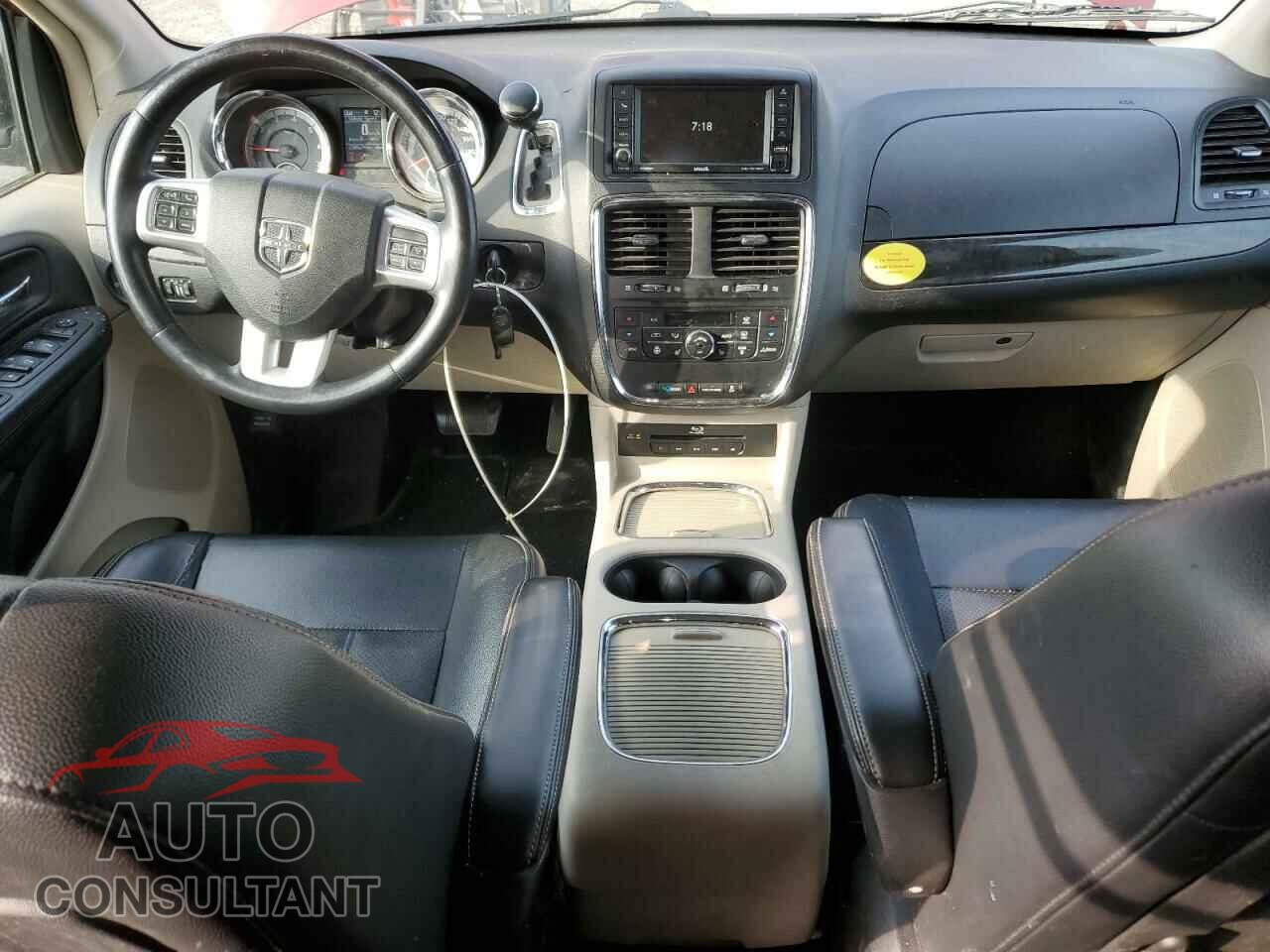 DODGE CARAVAN 2015 - 2C4RDGDG7FR604428
