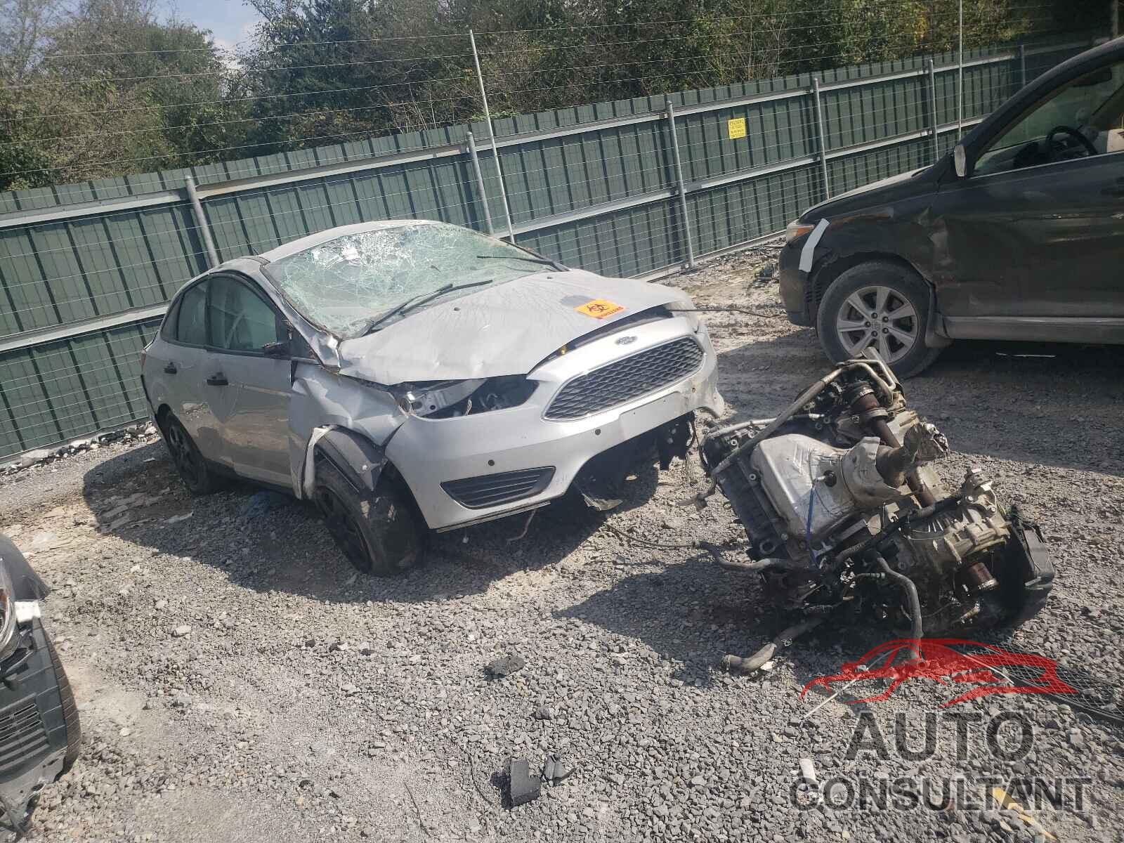 FORD FOCUS 2016 - 1FADP3E20GL322418