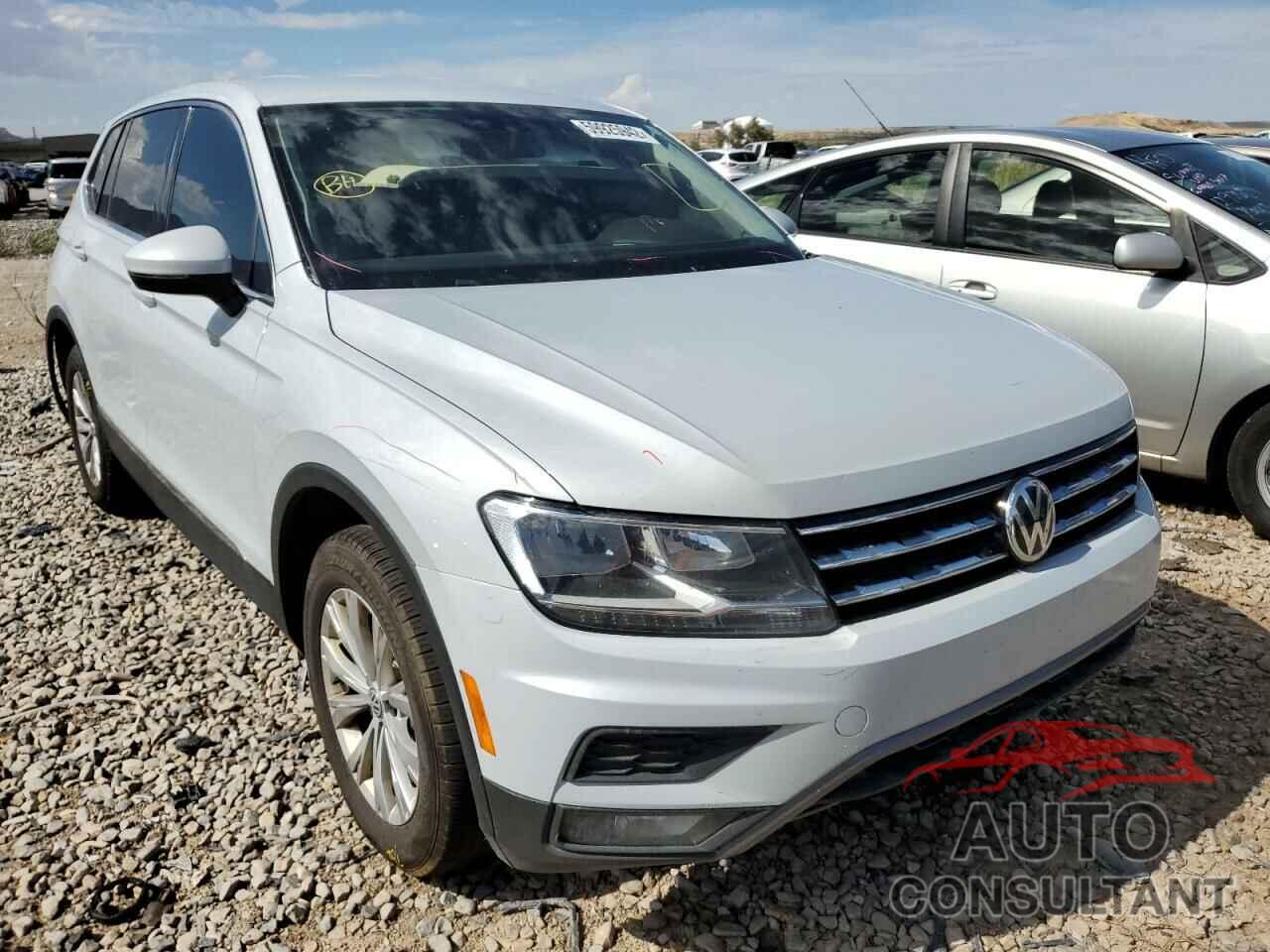 VOLKSWAGEN TIGUAN 2018 - 3VV2B7AX3JM011761