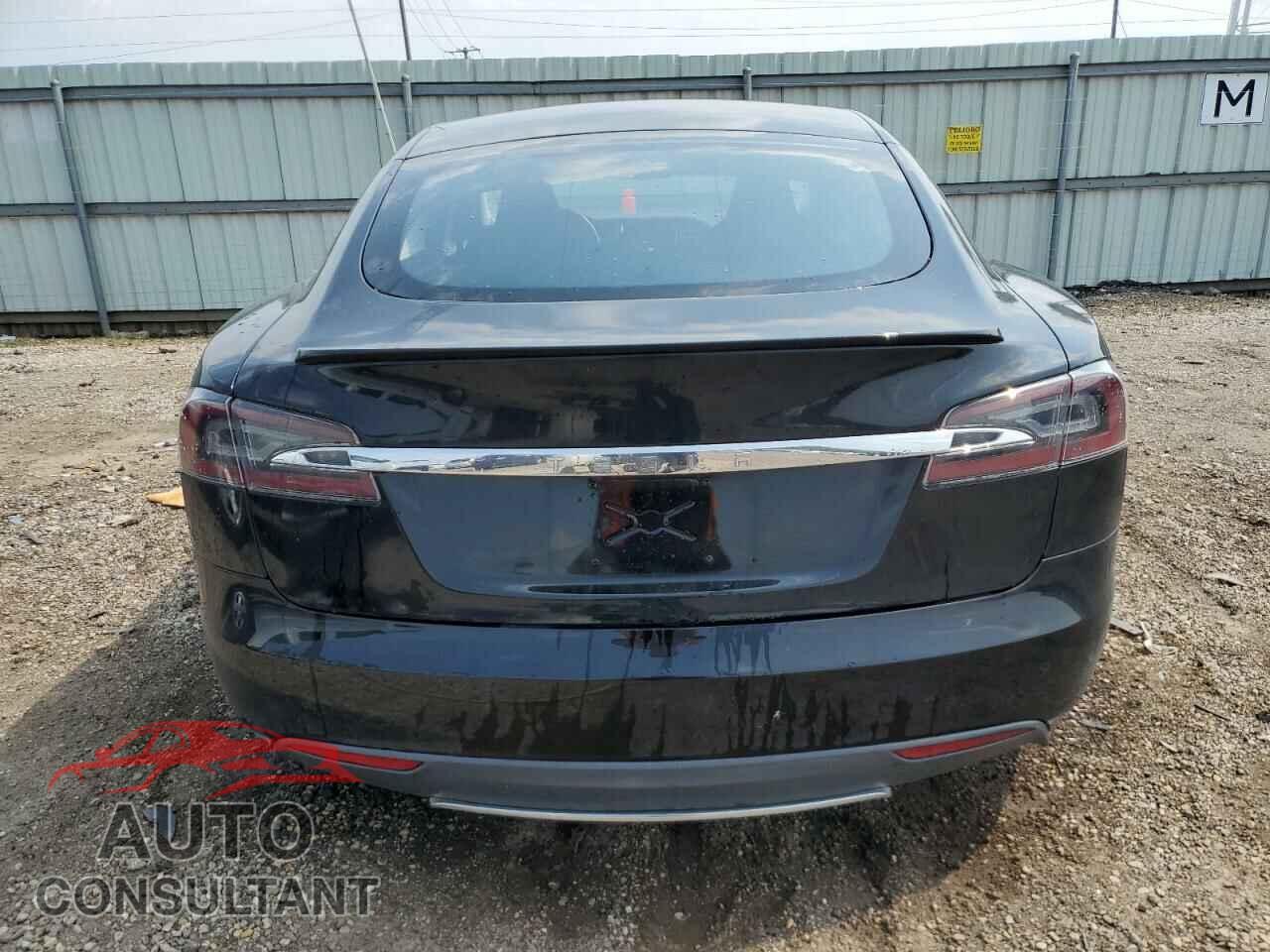 TESLA MODEL S 2014 - 5YJSA1H11EFP36611